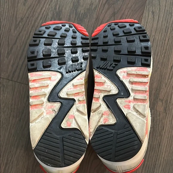 Nike Air Max III PRM. Archetype Bright Crimson. Size 13 - Picture 8 of 9